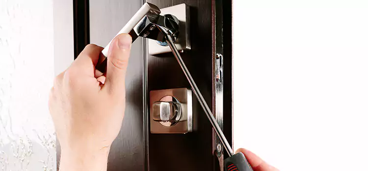 Door Lock Replacement Service Bell Gardens